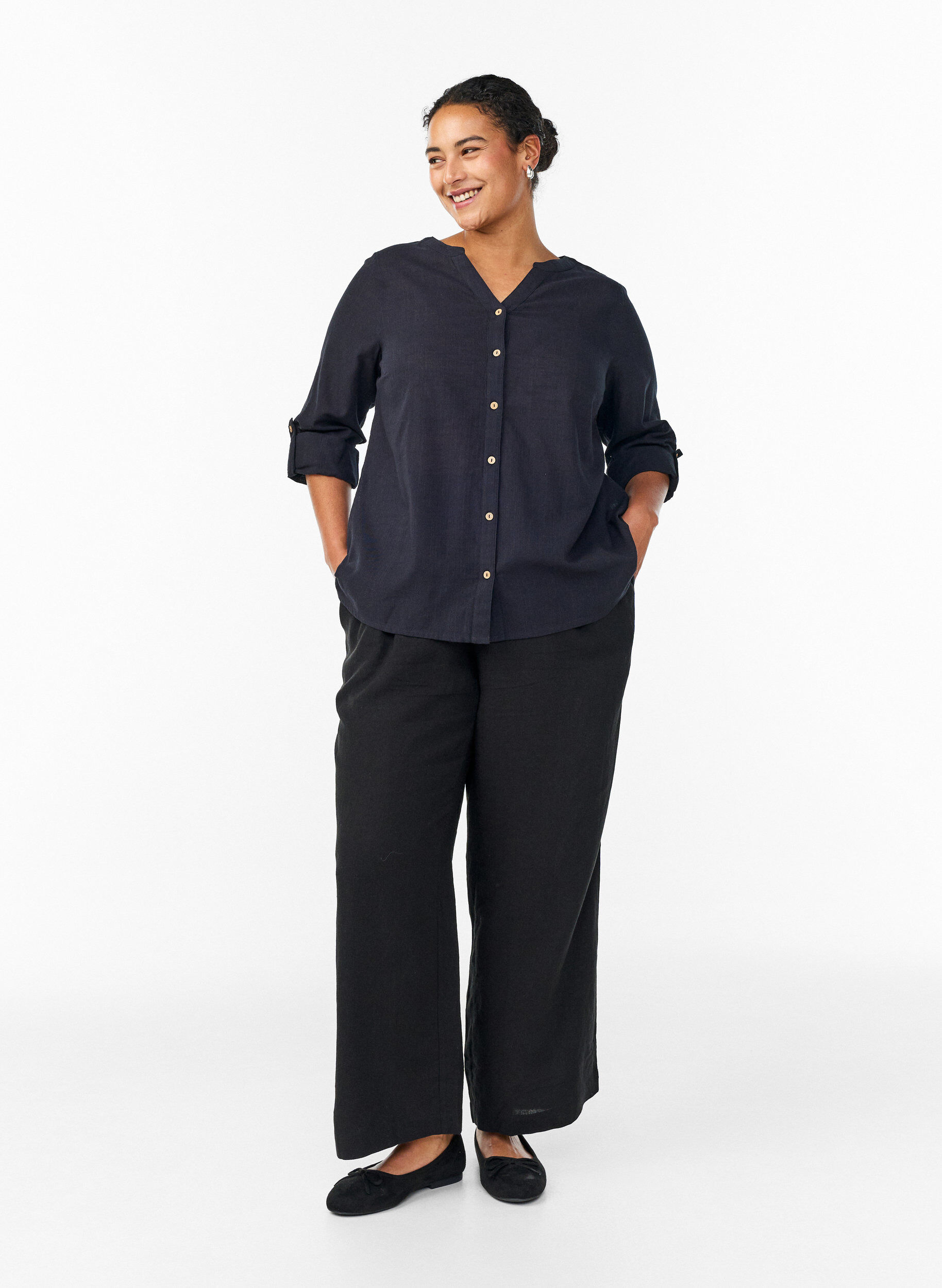 Zizzifashion Cotton shirt blouse with V-neck, Black, Model image number 1