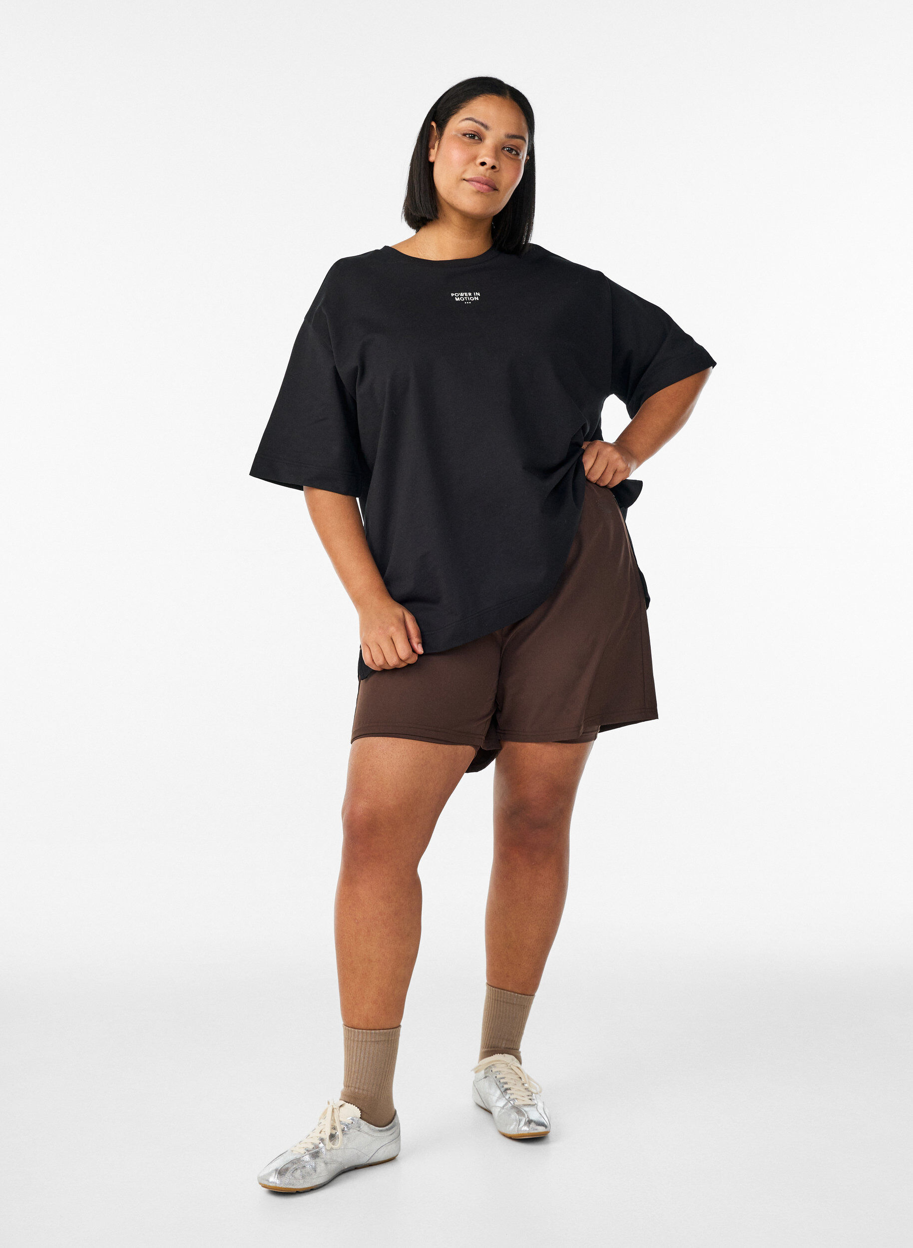 Zizzifashion Active T-shirt with a loose fit and embroidered statement, Black, Model image number 1