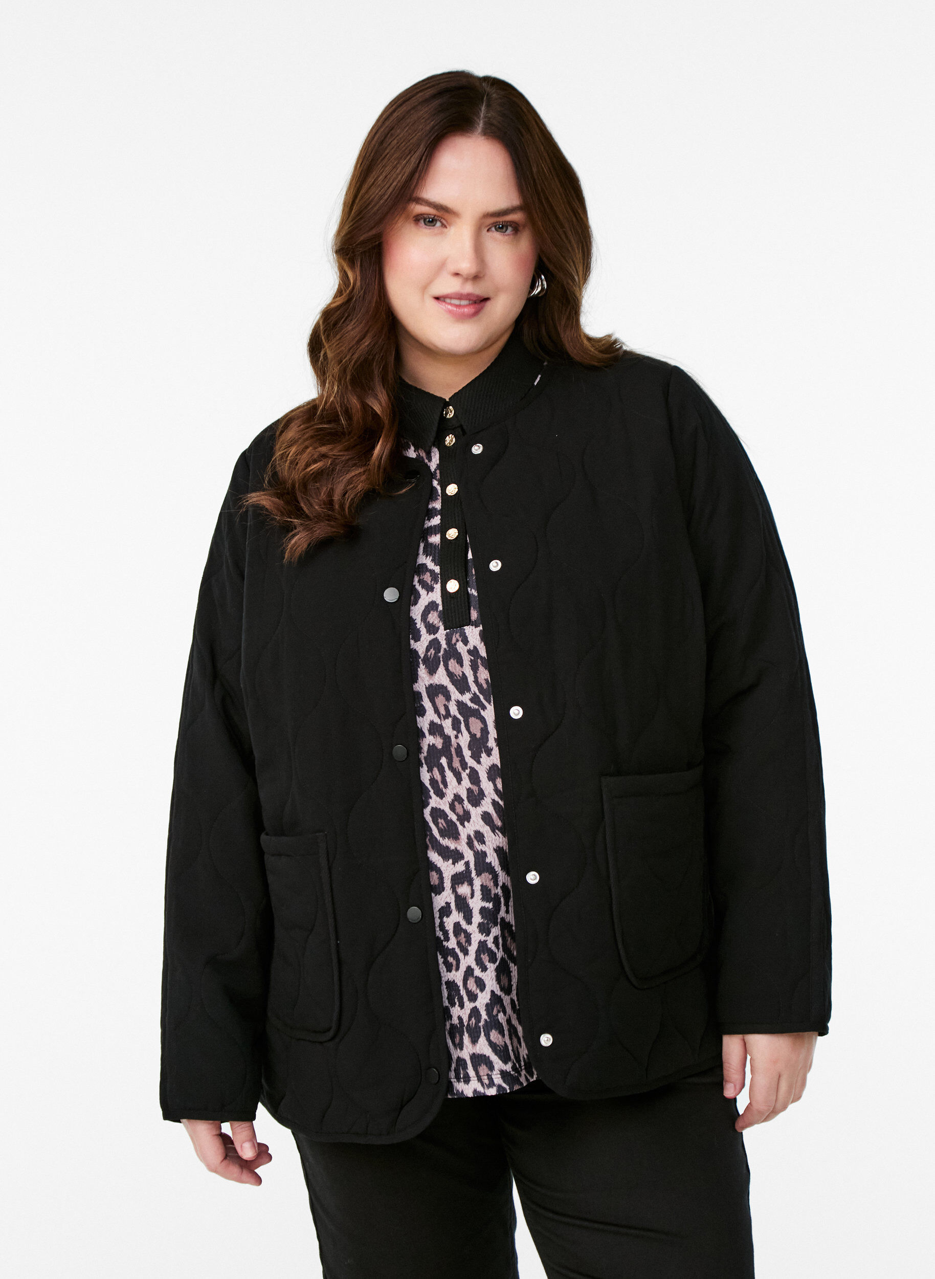 Quilted jacket with buttons and pockets, Black, Model
