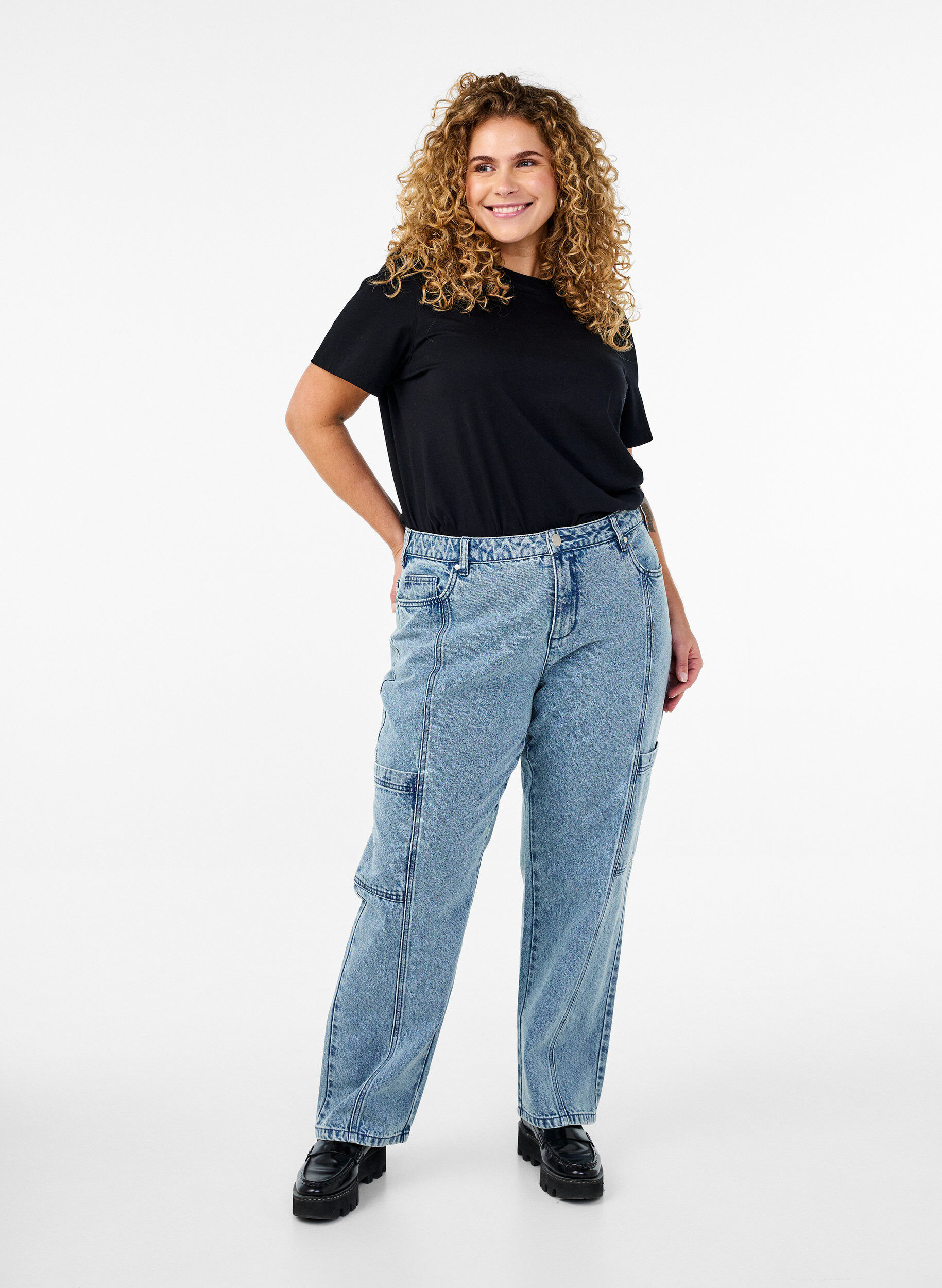 Zizzifashion High-waisted cargo jeans, Light Blue, Model image number 0