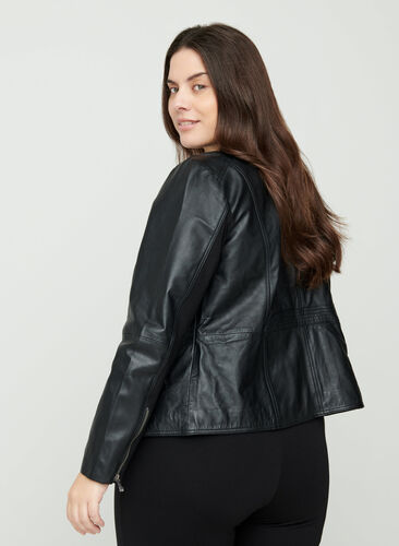 Short leather jacket with a zip, Black, Model image number 1