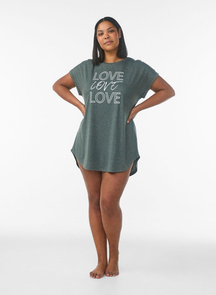 Short sleeve nightgown with text print, Green, Model image number 1