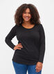 Plain basic top in cotton, Solid Black, Model image number 0