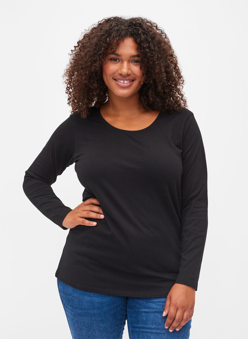 Plain basic top in cotton, Solid Black, Model image number 0