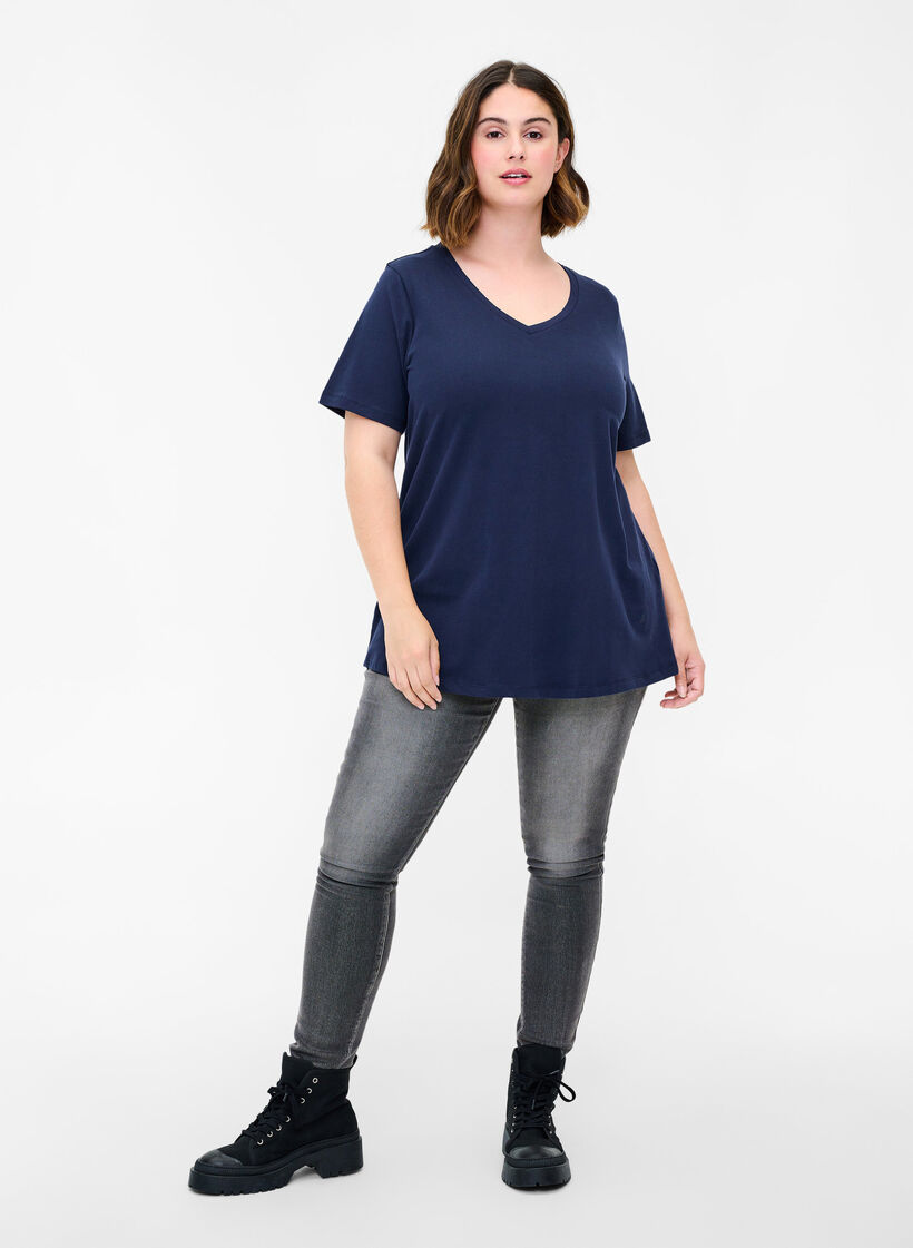Basic t-shirt with v-neck, Blue, Model image number 1