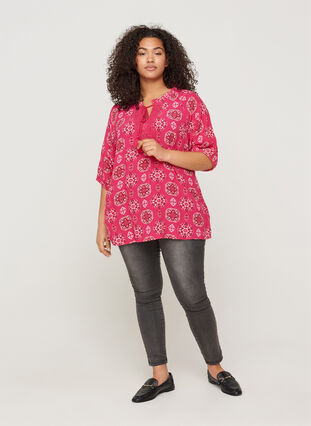 Printed viscose blouse with 3/4-length sleeves, Pink Indian , Model image number 2