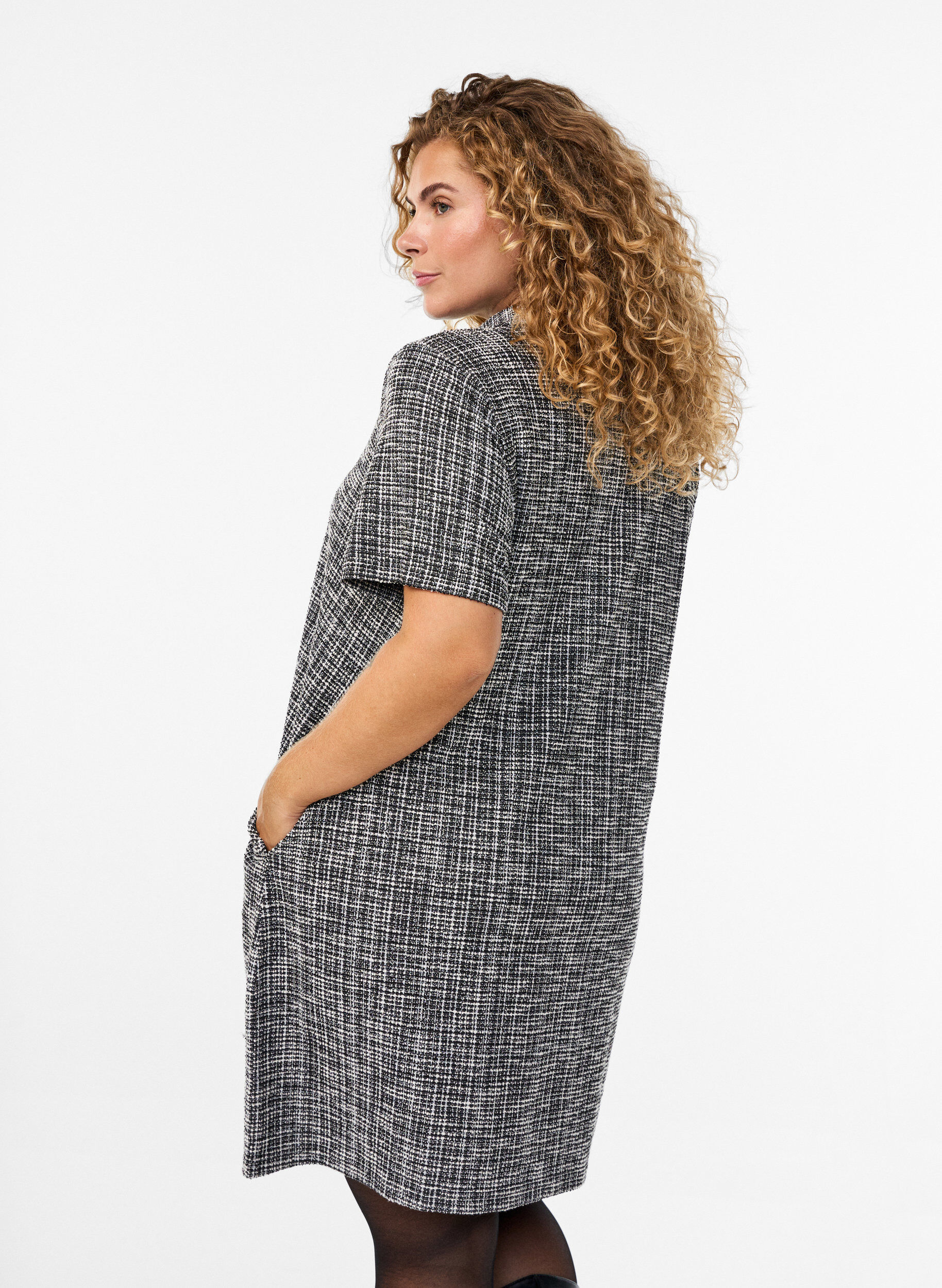ZizzifashionShort dress in textured jersey with a graphic check, Vanilla, Model image number 2