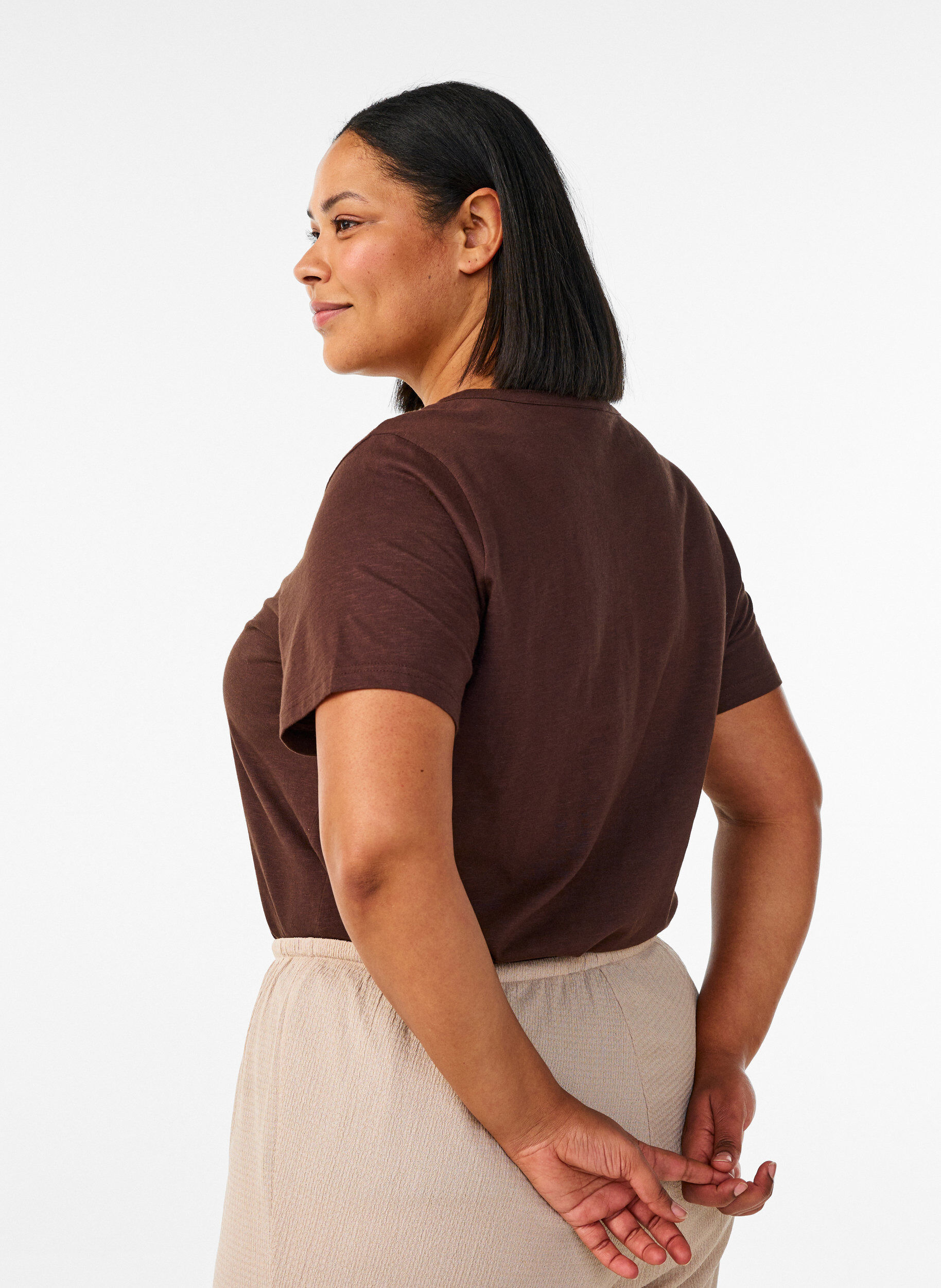 Zizzifashion T-shirt with button detail, Brown, Model image number 2