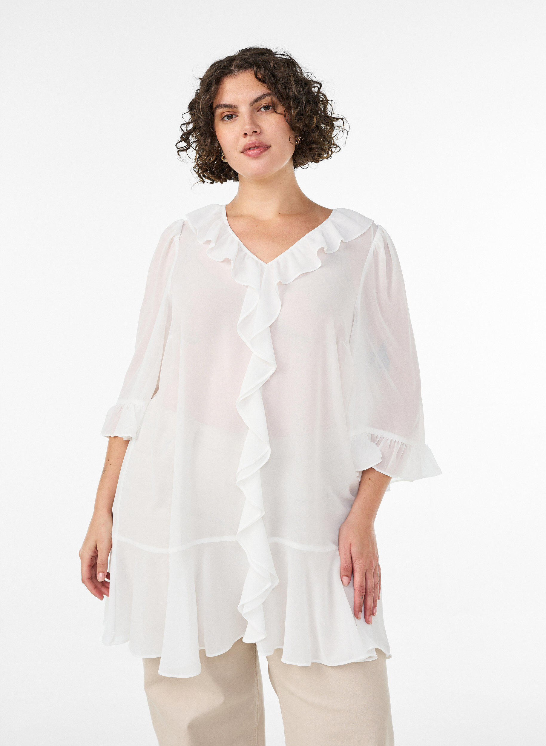 Zizzifashion Tunic with ruffles and 3/4 sleeves, Vanilla, Model image number 0