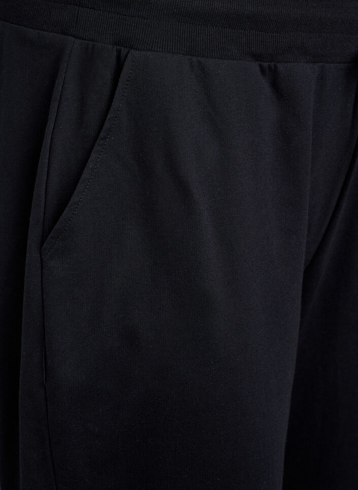 Loose workout trousers with pockets, Black, Packshot image number 2