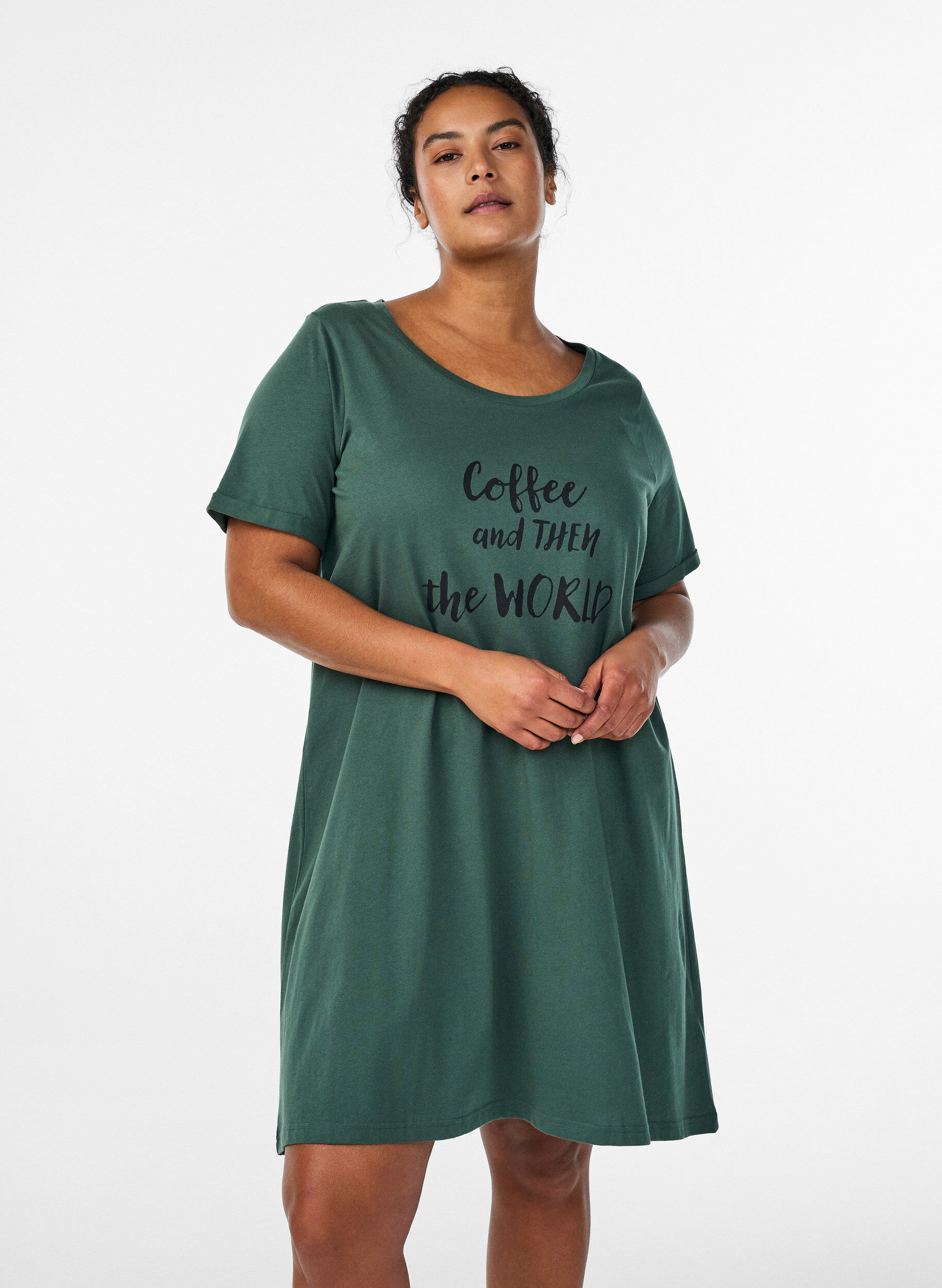 Zizzifashion Short-sleeved nightgown in organic cotton, Green, Model image number 0