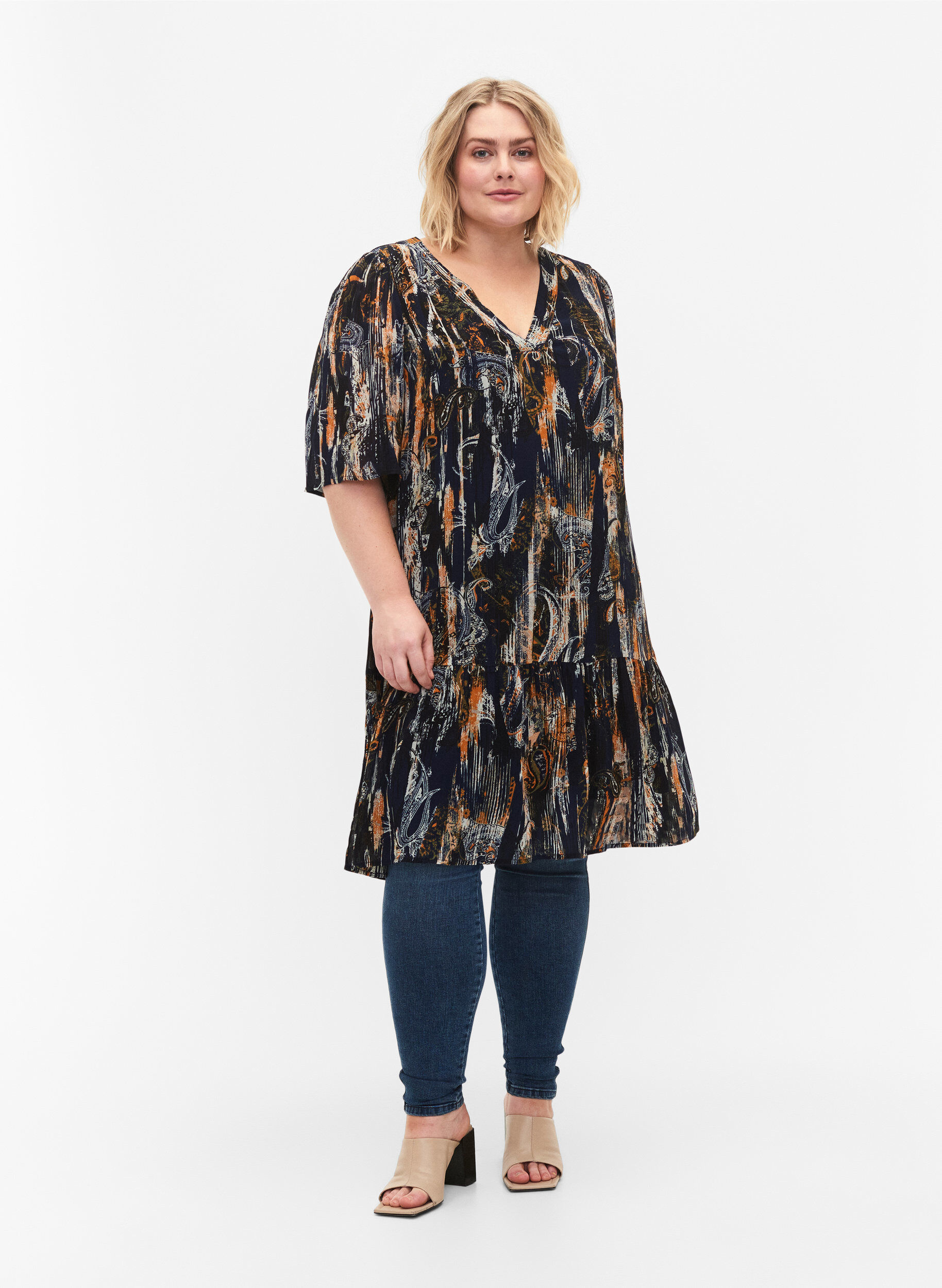 Zizzifashion Paisley print dress in viscose, Navy Blazer AOP, Model image number 2