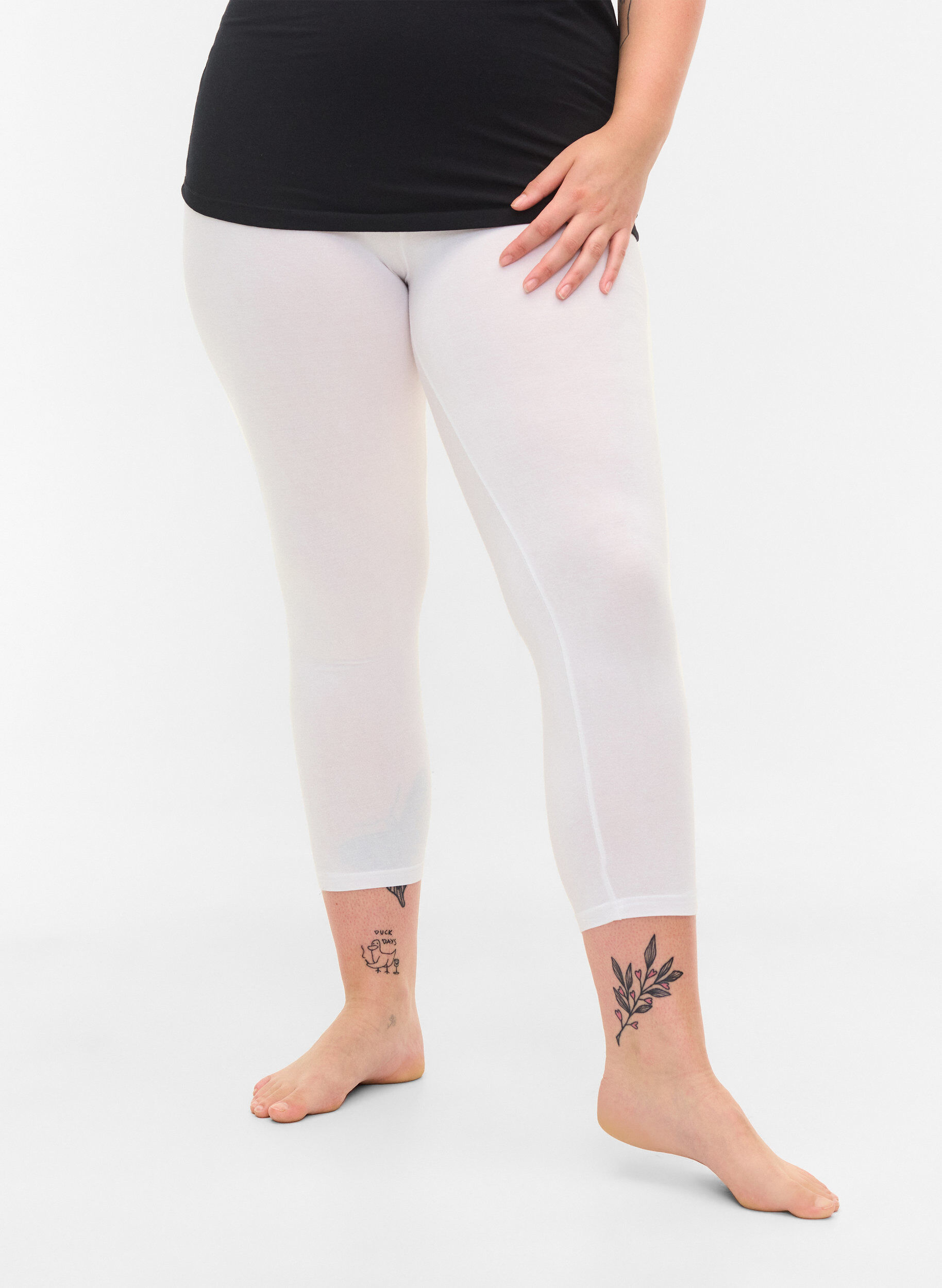 Zizzifashion 3/4 length basic leggings, Bright White, Model image number 2