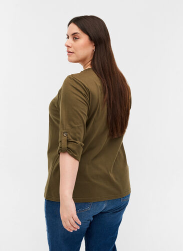 Cotton blouse with a zip detail, Ivy Green, Model image number 1