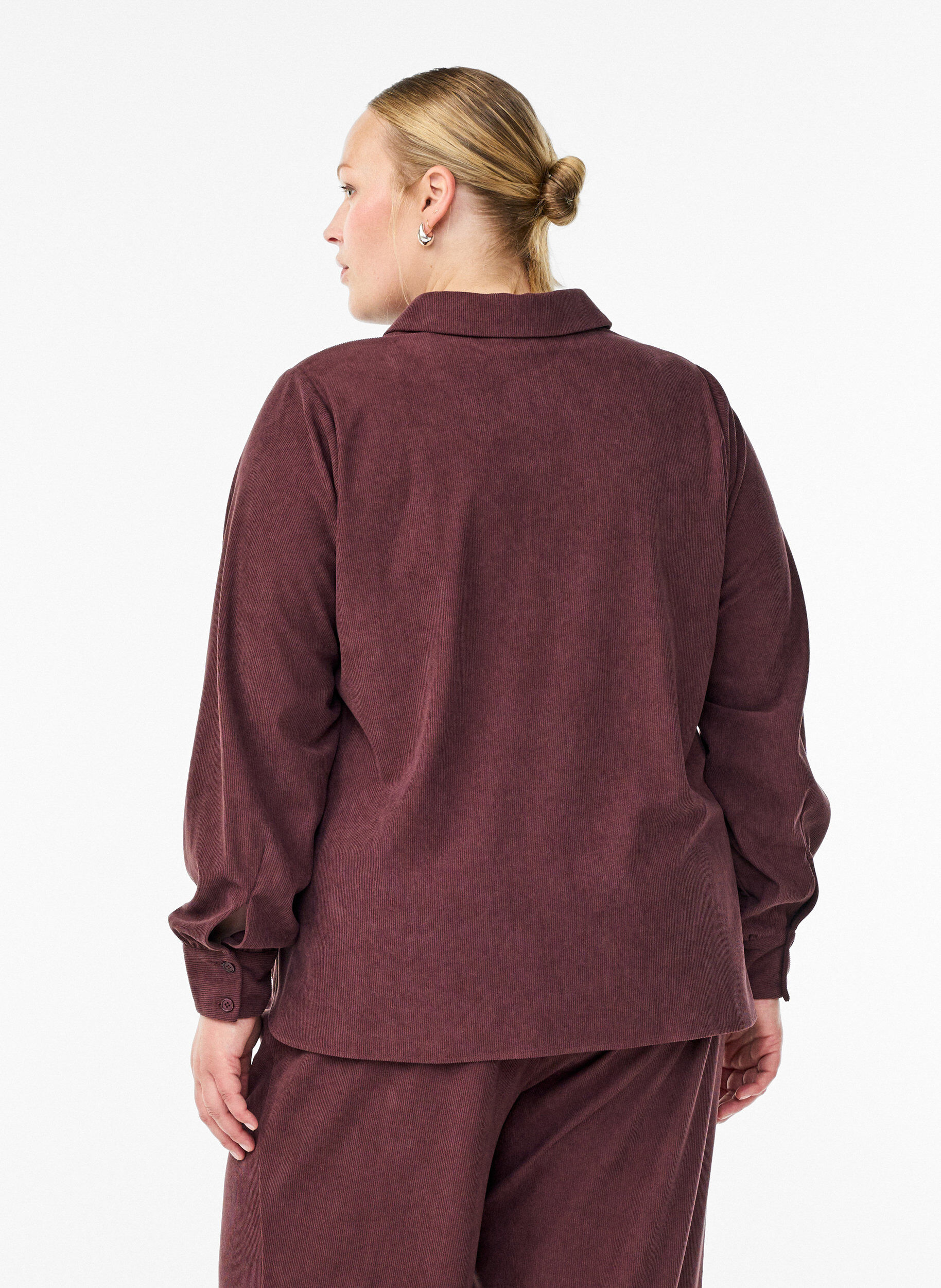 Zizzifashion Long-sleeved shirt blouse in corduroy, Dark Bordeaux, Model image number 2