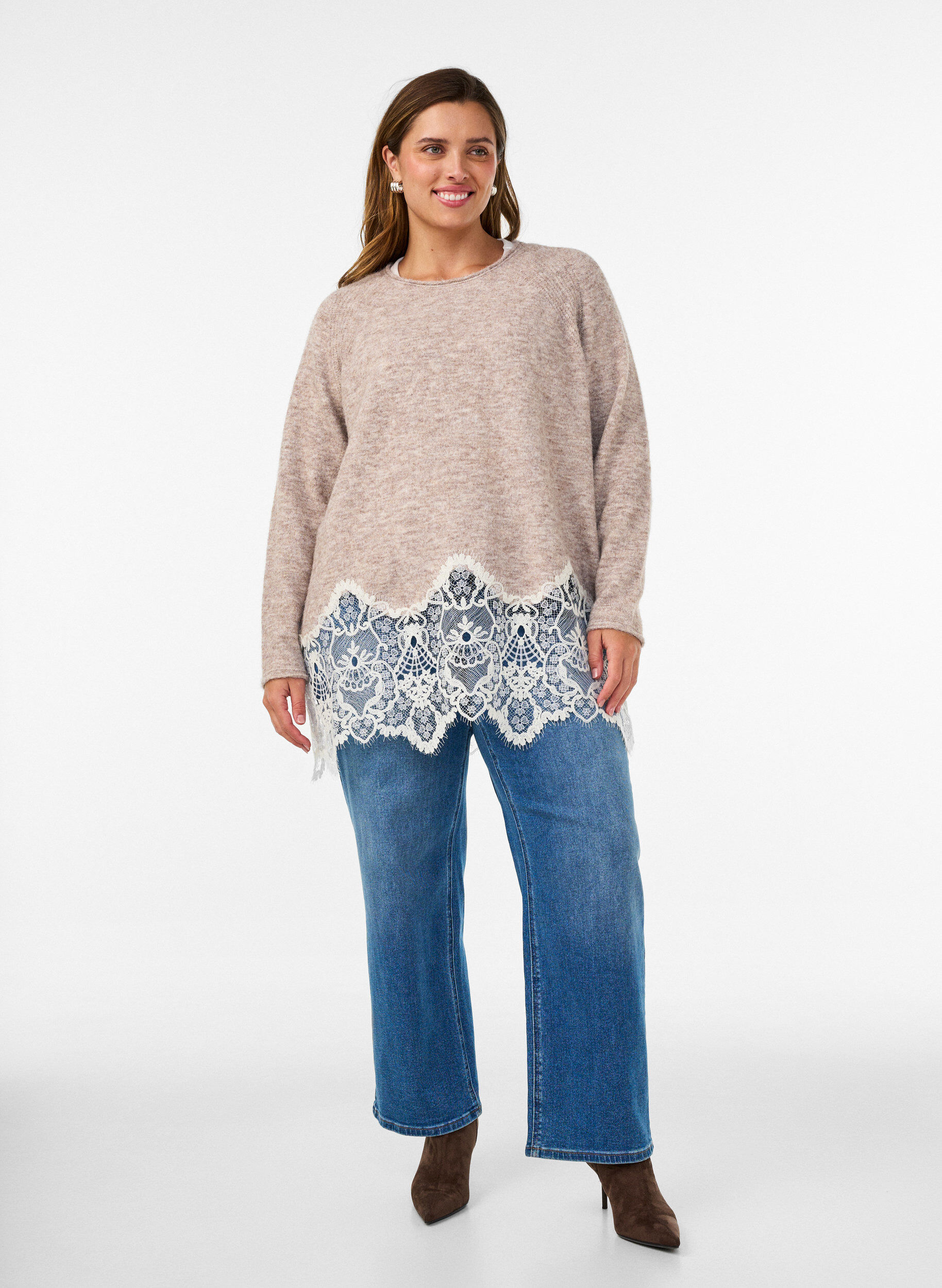 ZizzifashionKnitted blouse with raglan sleeves and a wide lace trim, Beige, Model image number 1