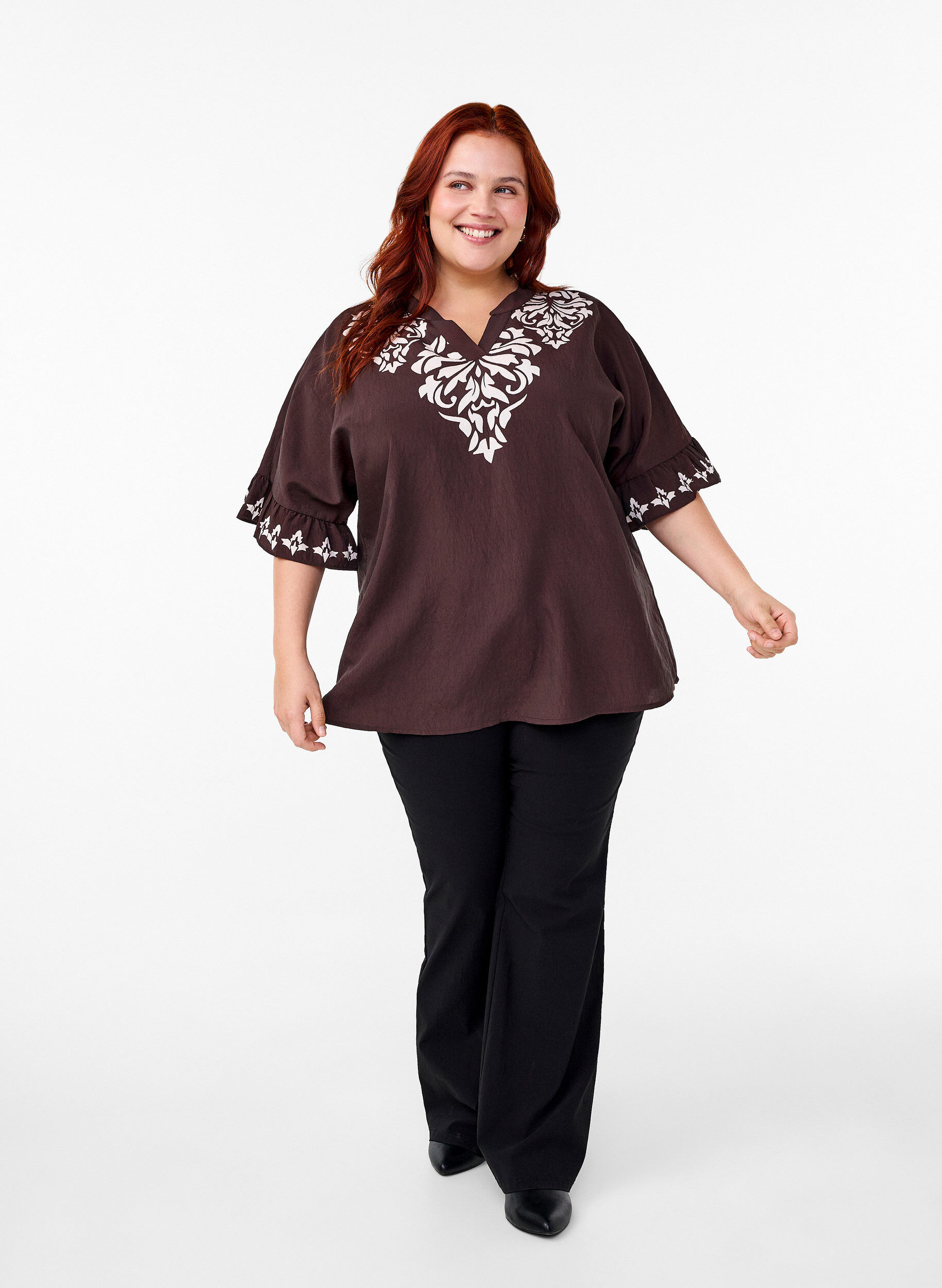 Zizzifashion Short-sleeved blouse with print and ruffles, Brown, Model image number 1
