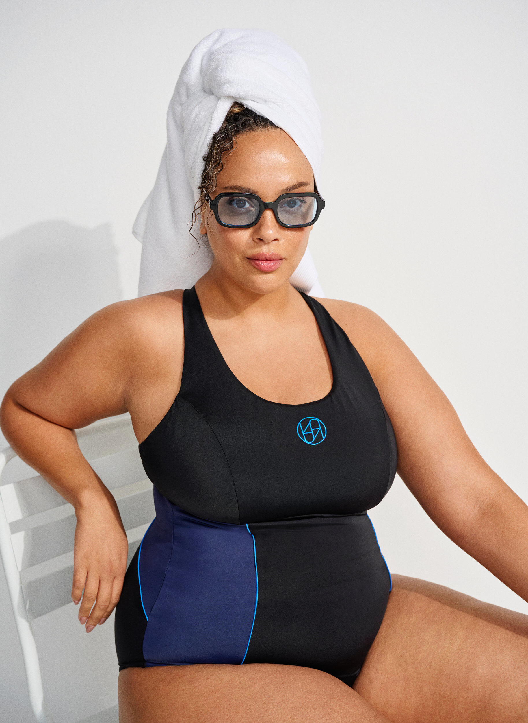 ZizzifashionSports swimsuit with cross straps, Black, Image image number 0