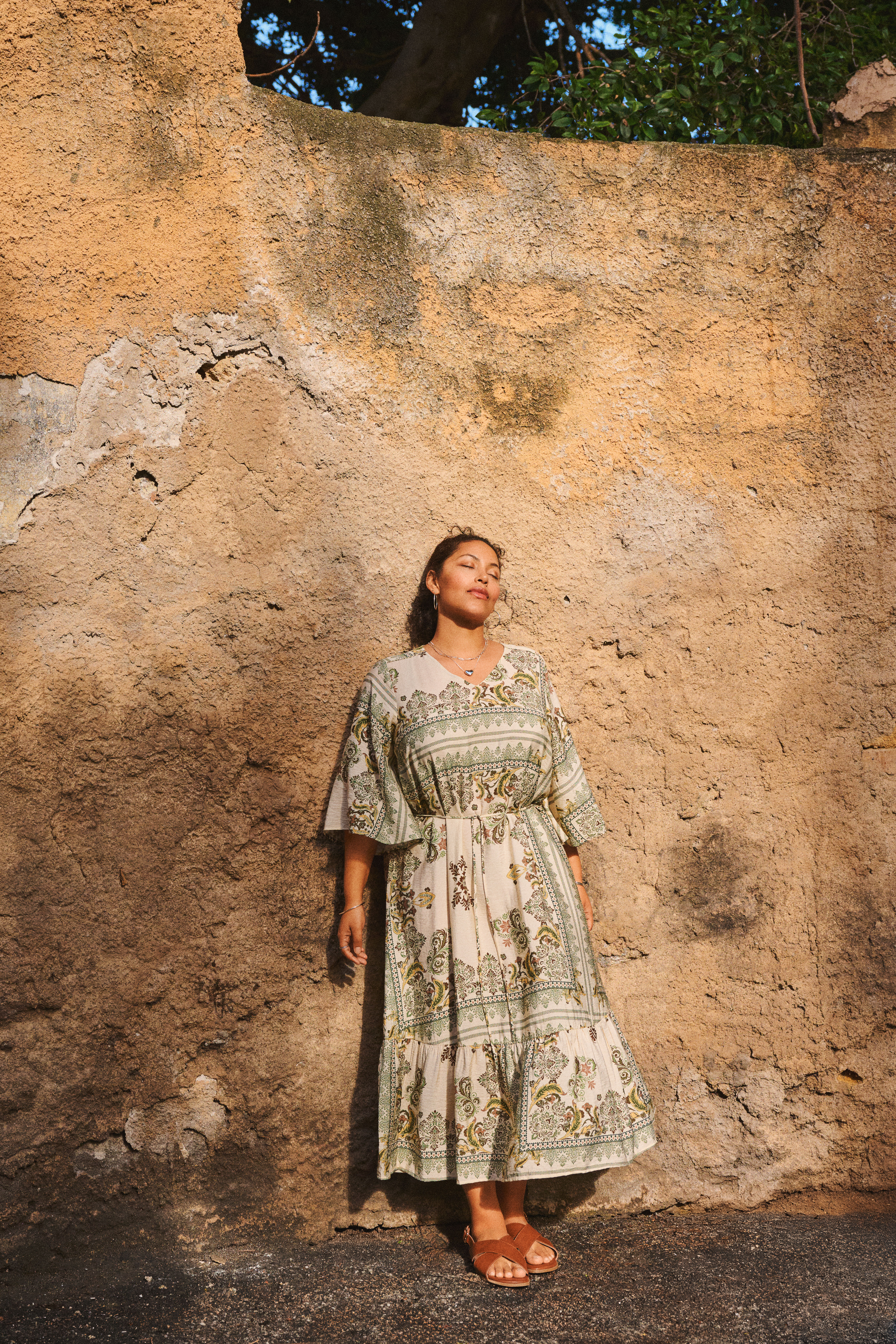 Zizzifashion Patterned dress in green tones, , Model