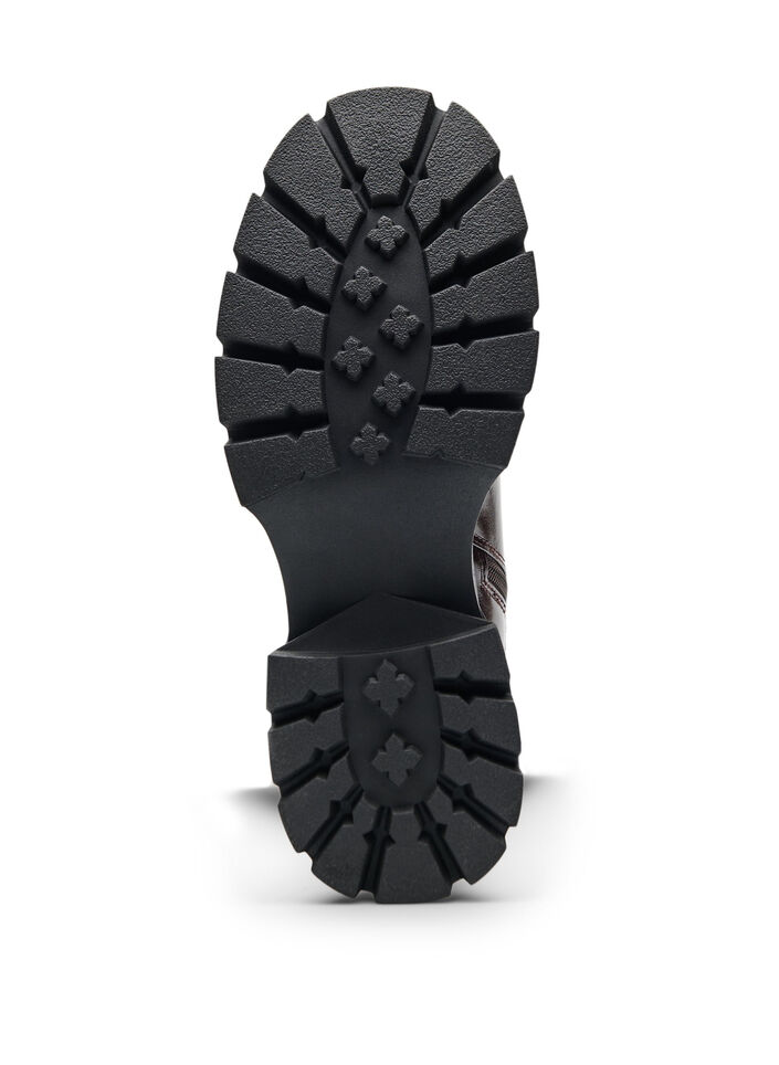 Tall boot with a lightly crackled look, Brown, Packshot