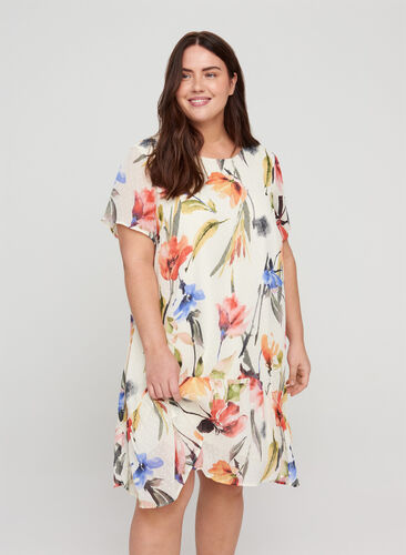 Short-sleeved dress with print and a-line, Snow White AOP, Model image number 0