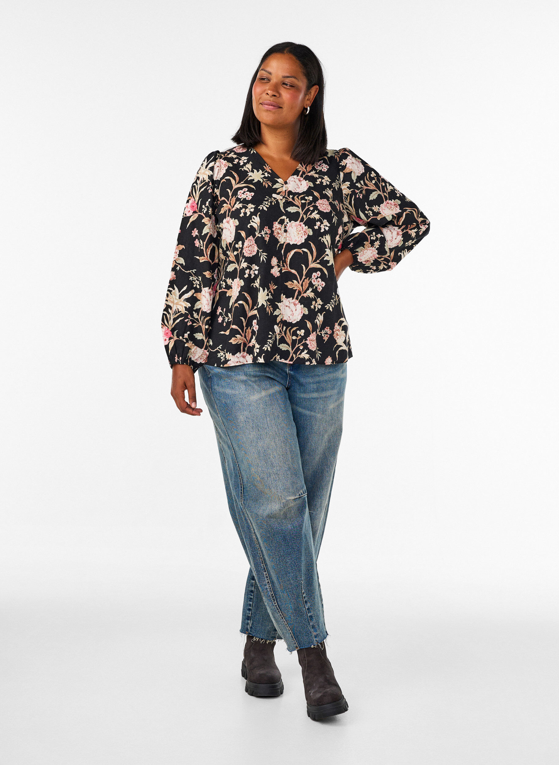 ZizzifashionFloral blouse in linen and viscose with long sleeves, Black, Model image number 1