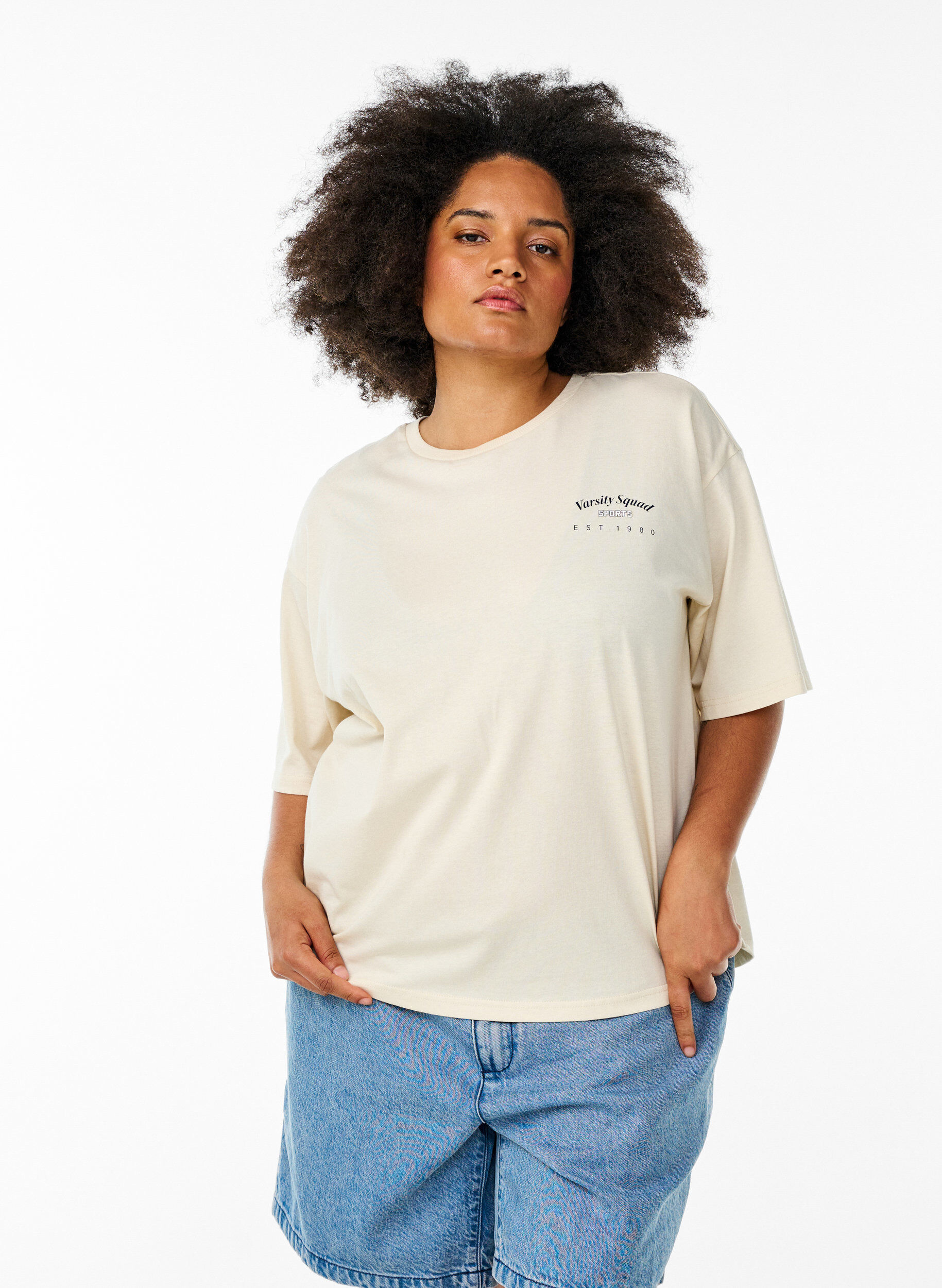 Oversized T-shirt with back print, Beige, Model