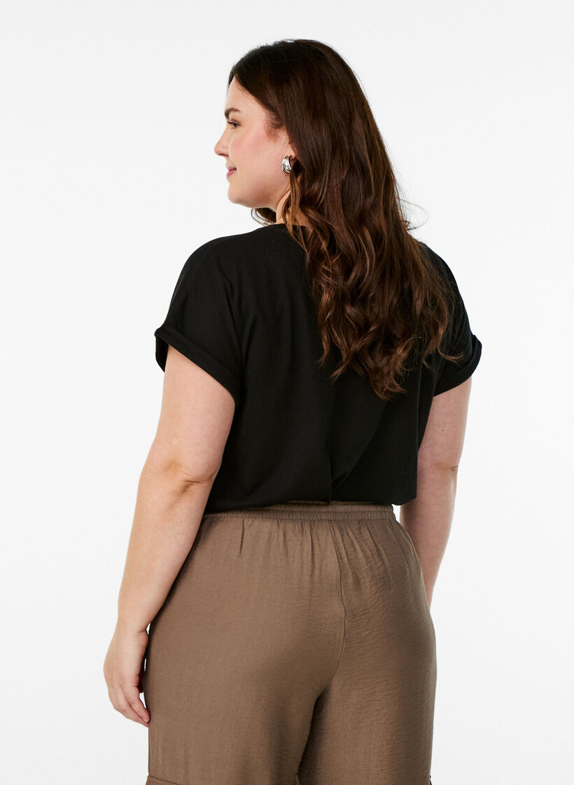 Short-sleeved cotton blend t-shirt, Black, Model image number 2