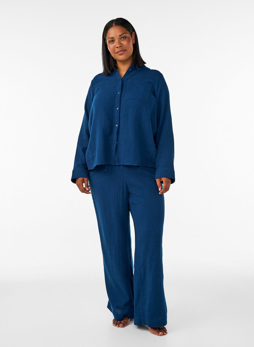 Cotton muslin nightshirt with long sleeves, Blue, Model image number 1