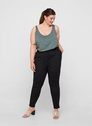 Top with a round neck and A-line, Balsam Green, Model image number 2