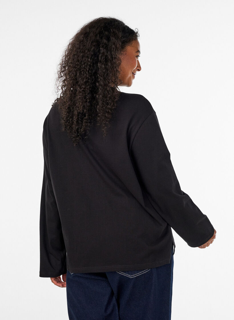 Basic t-shirt with long sleeves, Black, Model image number 2