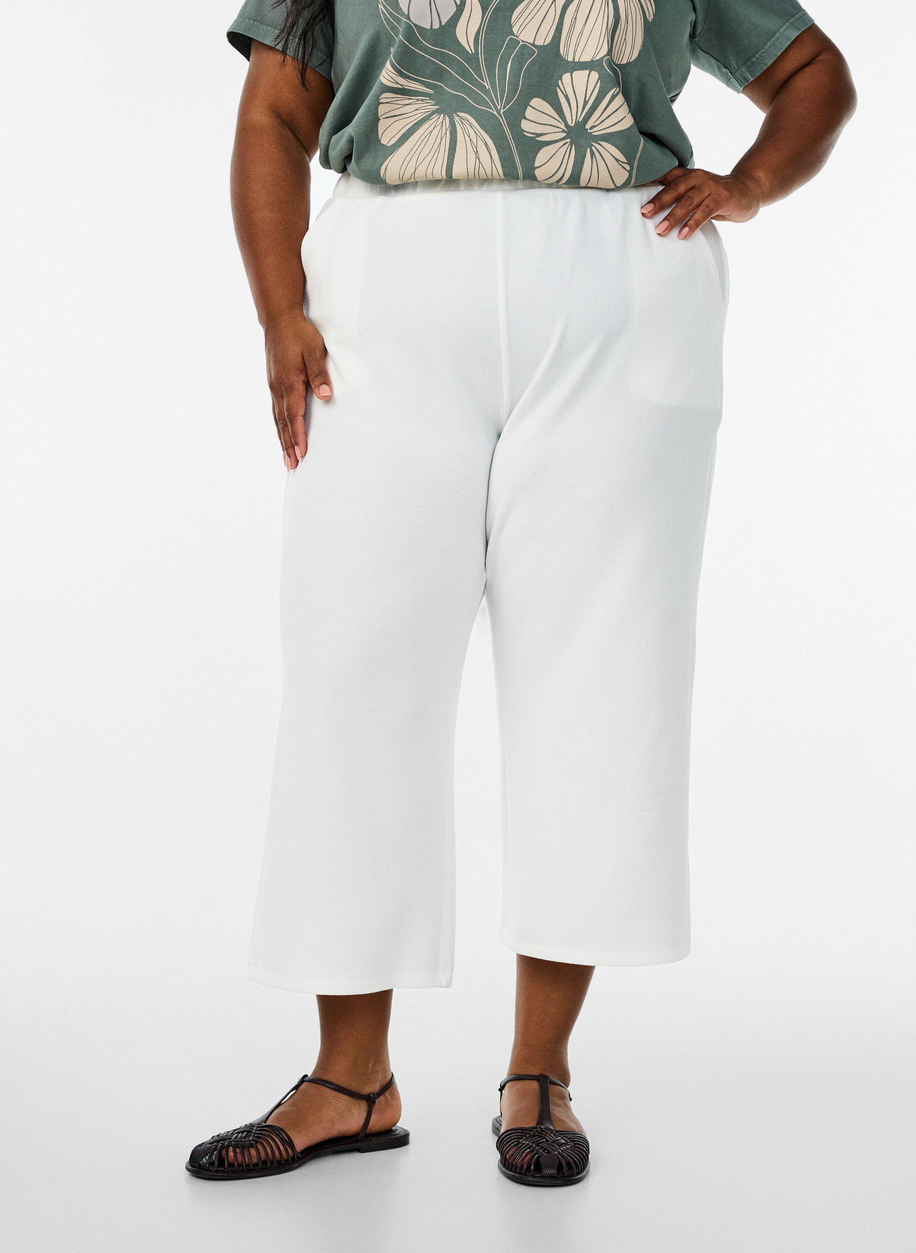 Zizzifashion Loose trousers with 7/8 length, White, Model image number 2