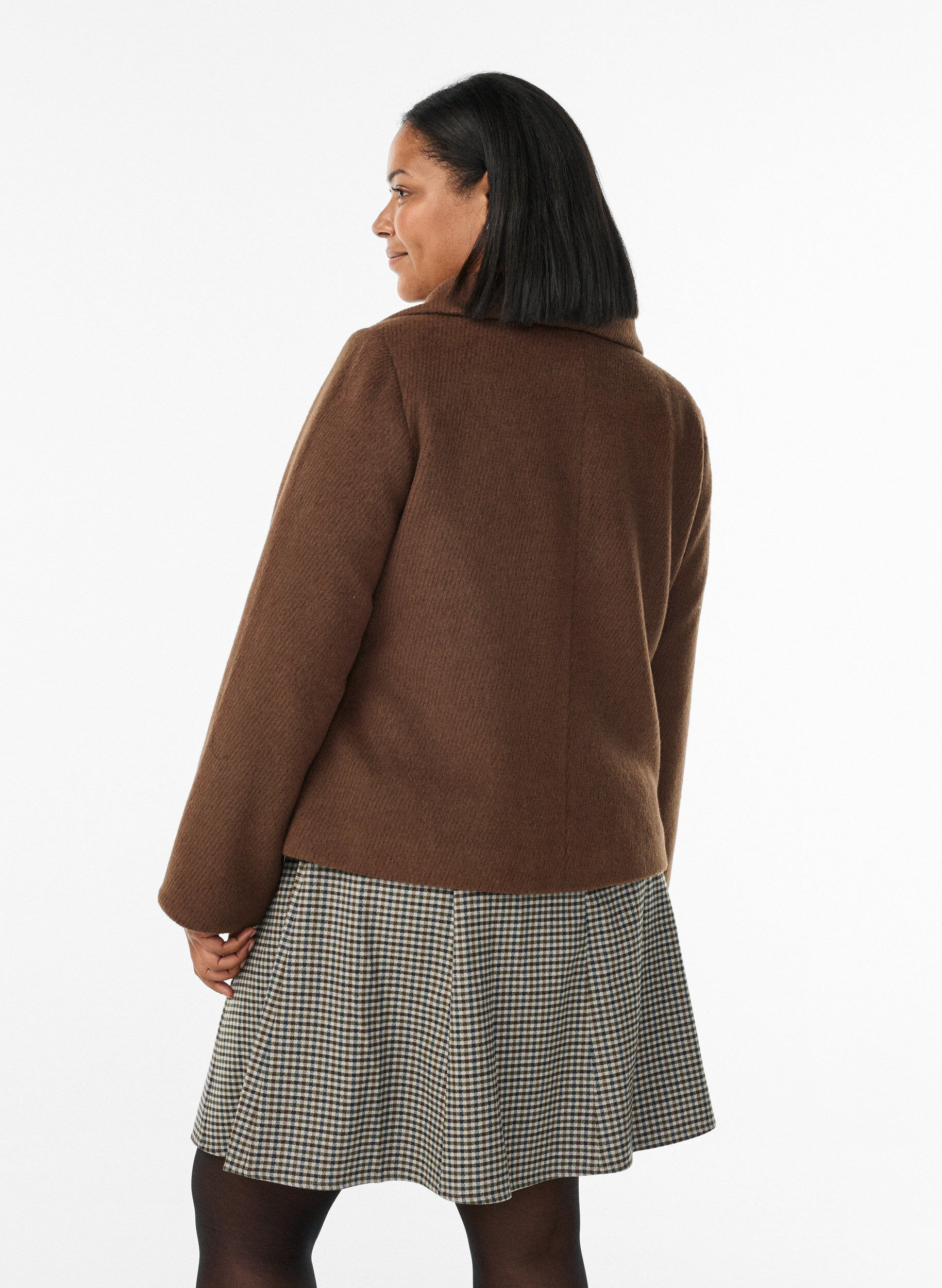 Zizzifashion Short jacket with collar and fabric-covered buttons, Brown, Model image number 2