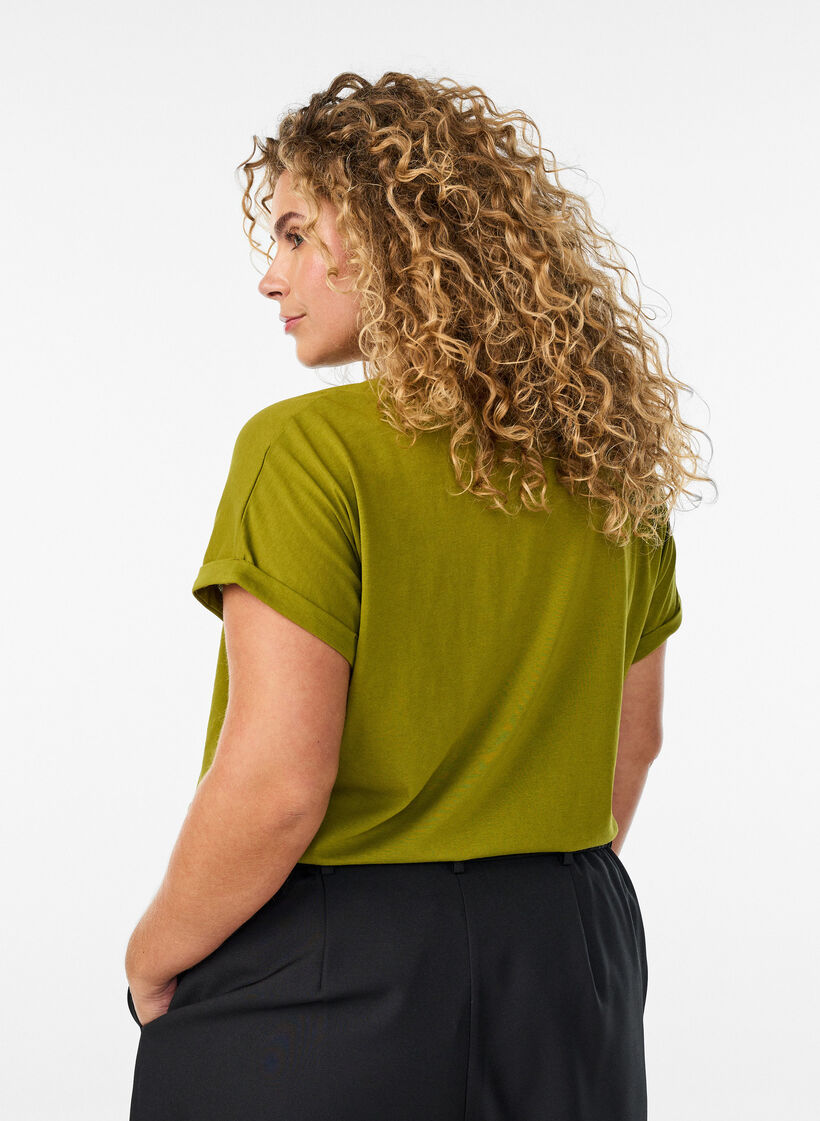 Short sleeved cotton blend t-shirt, Green, Model image number 2