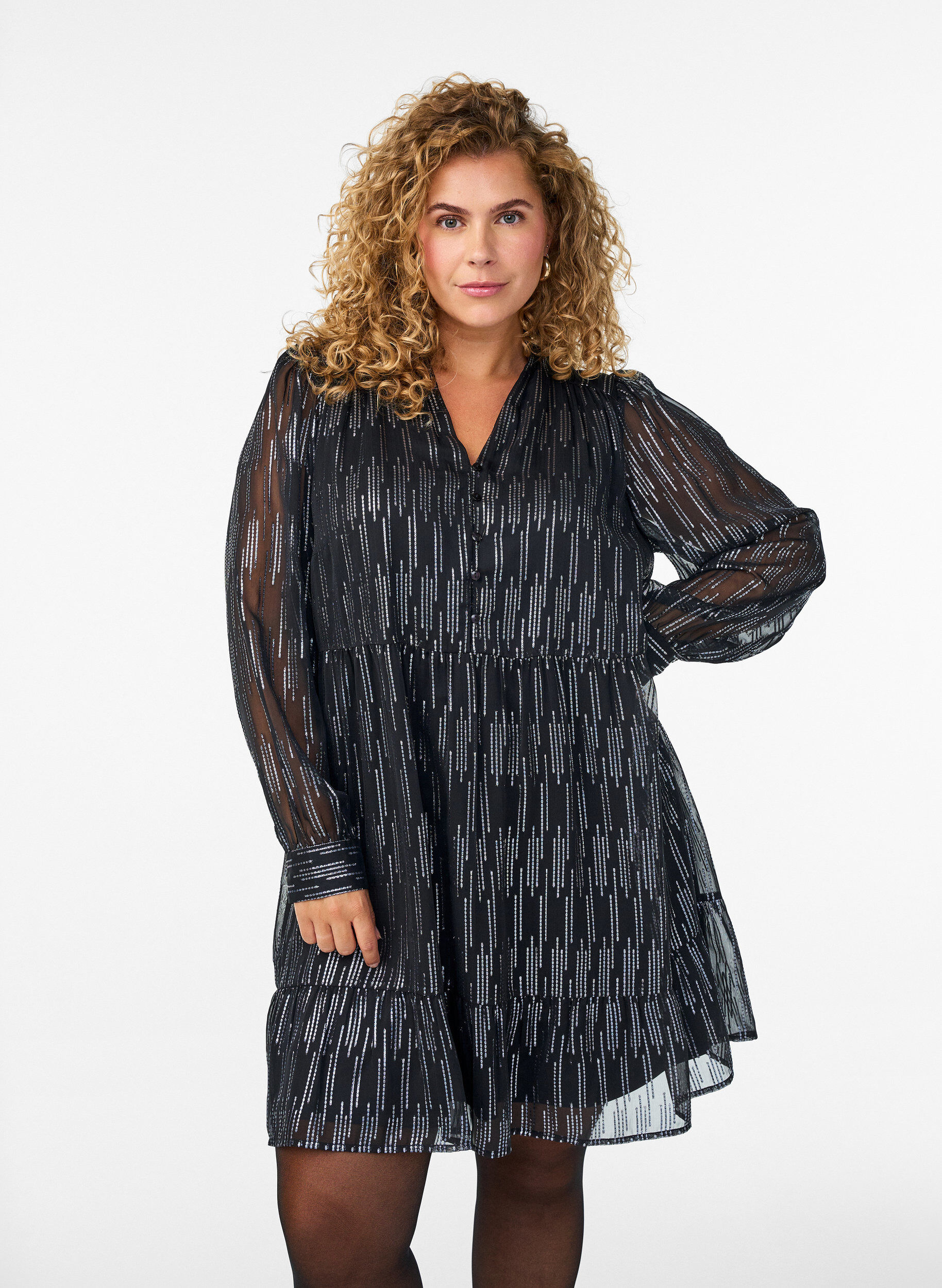 Short party dress with glitter pattern, Black, Model