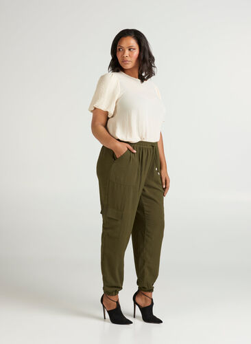 Trousers, Olive Night , Model image number 1