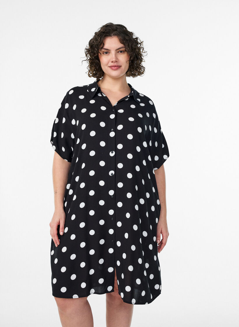 Loose-fitting long shirt in viscose, Vanilla, Model image number 1