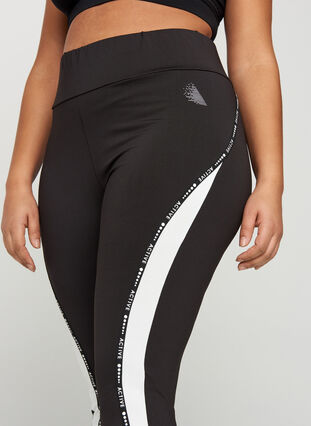 Cropped exercise tights with print details on the side, Black, Model image number 3