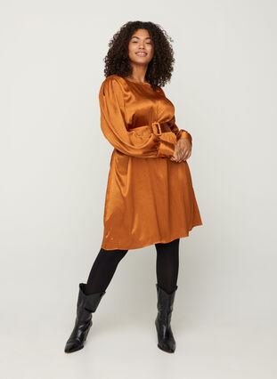 Shiny dress with a belt and puff sleeves, Buckthorn Brown, Model image number 3