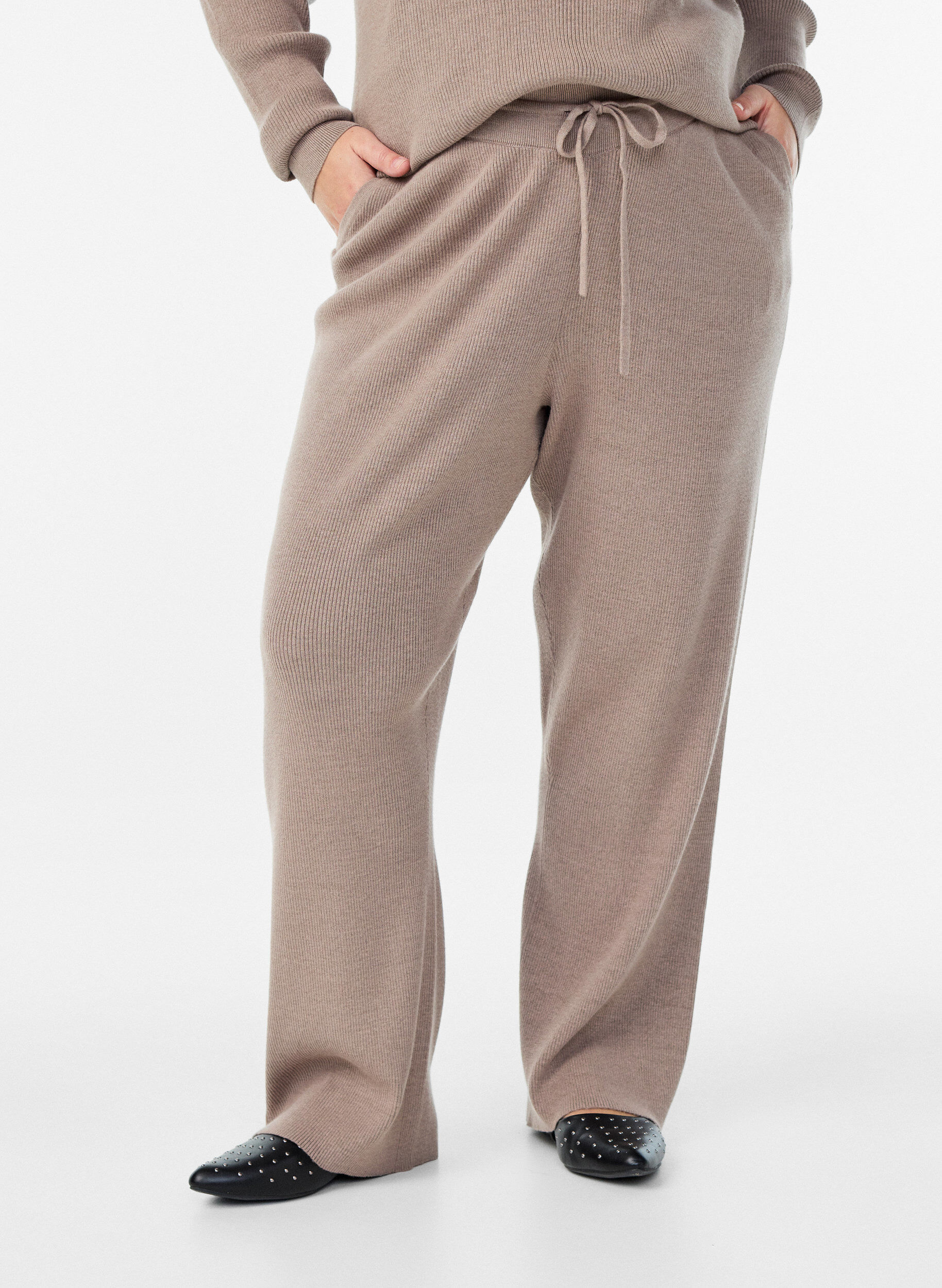 Zizzifashion High-waisted rib-knit trousers with straight legs, Beige, Model image number 2