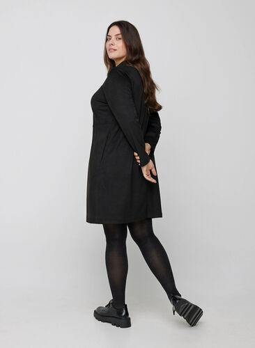 Long shirt with a round neck, Black, Model image number 1