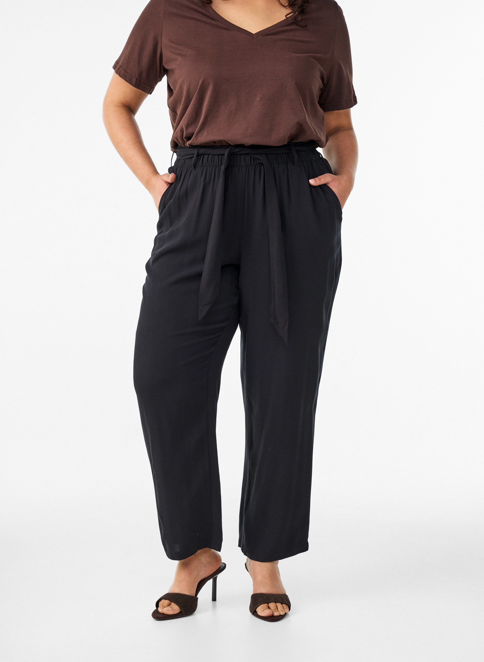 Zizzifashion High-waisted viscose trousers, Black, Model image number 2