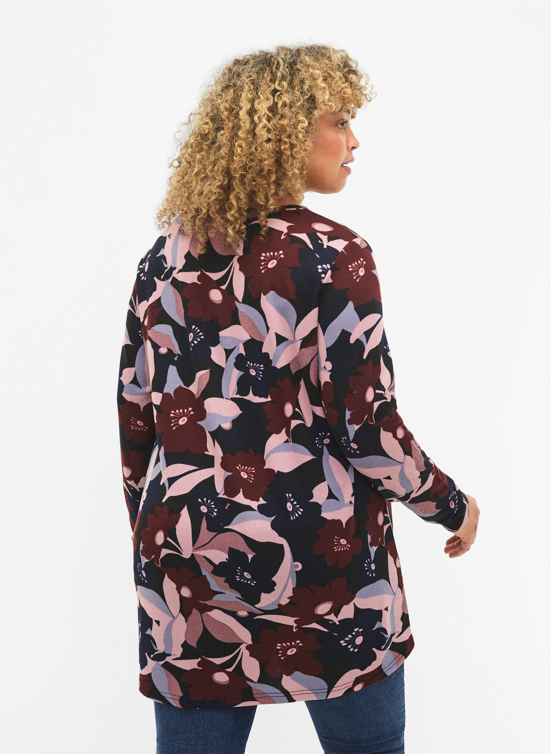 Zizzifashion Floral Blouse with long sleeves, Black Rose Flower, Model image number 1