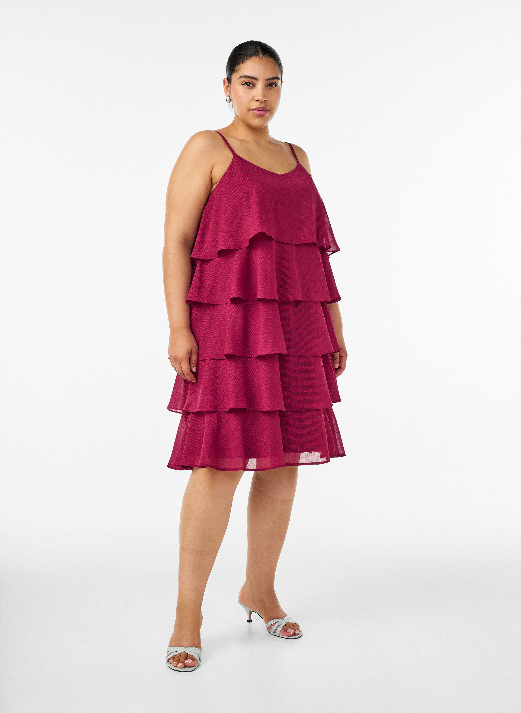 Zizzifashion Layered dress with ruffles and spaghetti straps, Red, Model image number 1