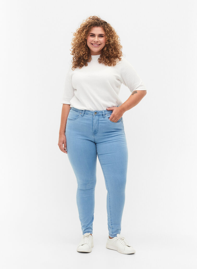Super slim Amy jeans with high waist, Ex Lt Blue, Model image number 0
