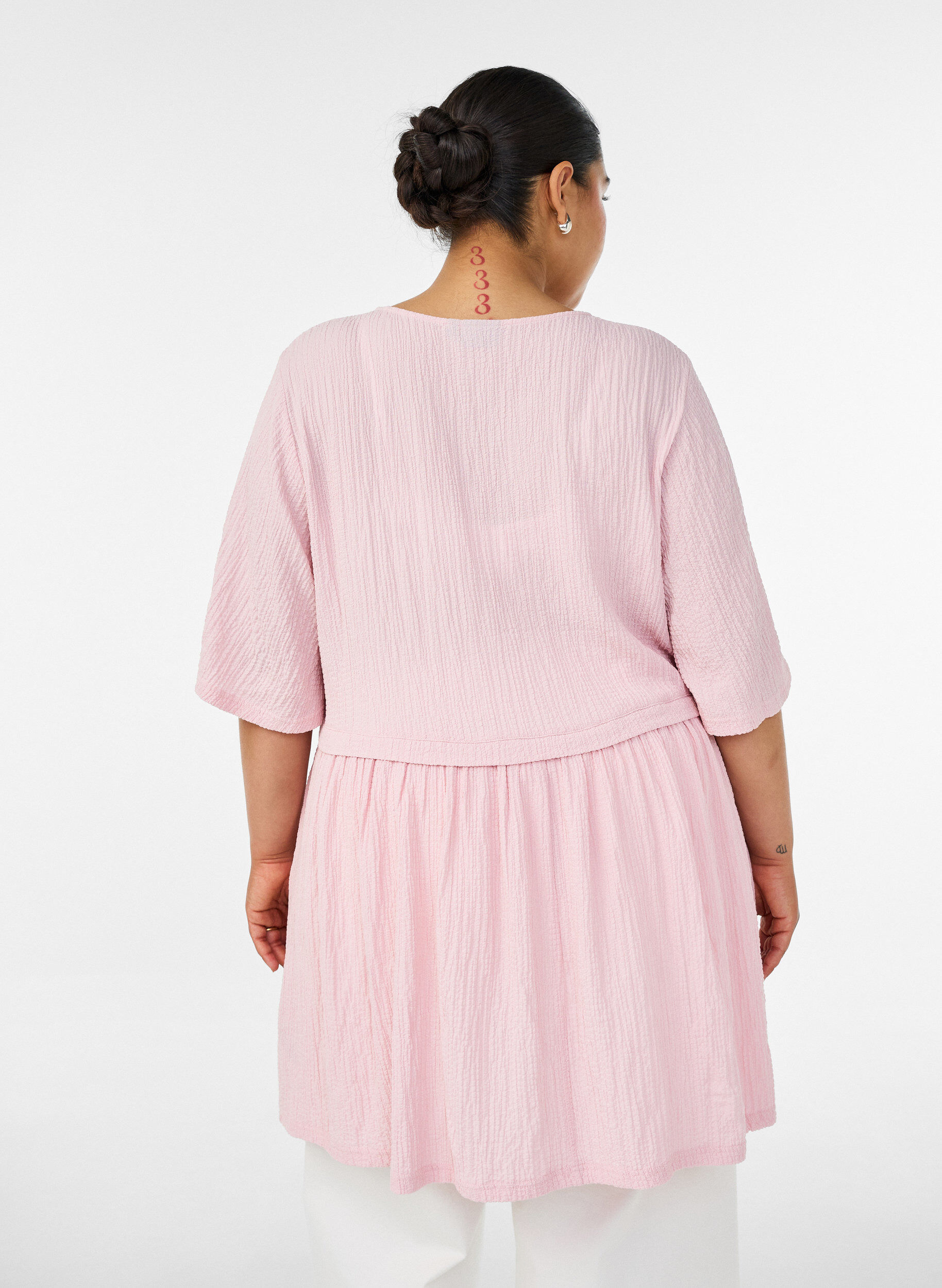 Zizzifashion Tunic with crinkled texture and 1/2 sleeves, Pink, Model image number 2