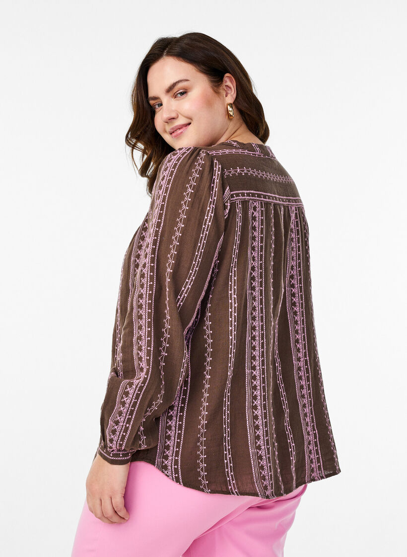 Blouse with embroidered pattern, Brown, Model image number 2