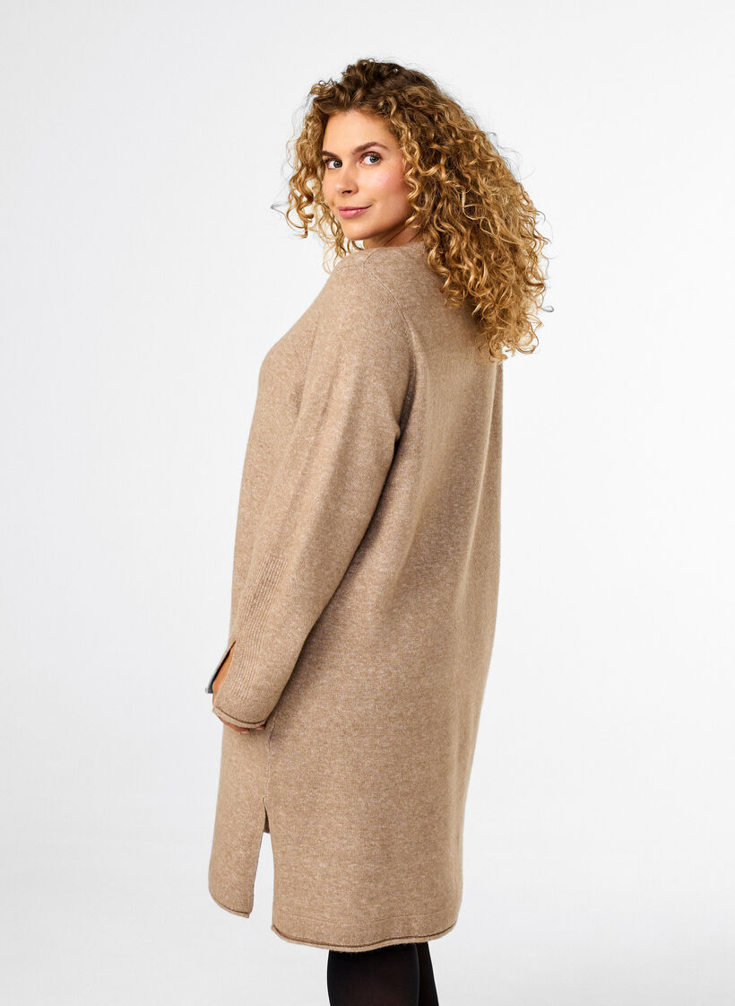 Knitted dress with a round neck and slit, Desert Taupe Mel., Model image number 1