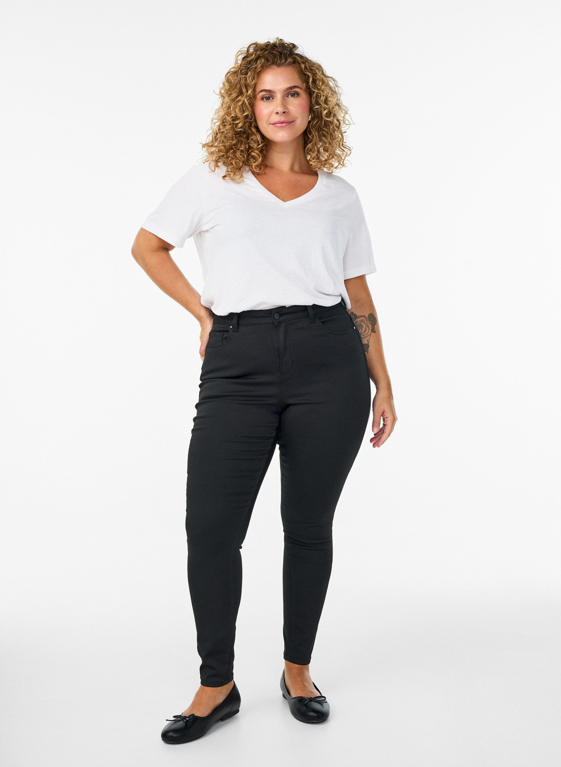 Stay Black Amy high-waisted jeans, Black, Model