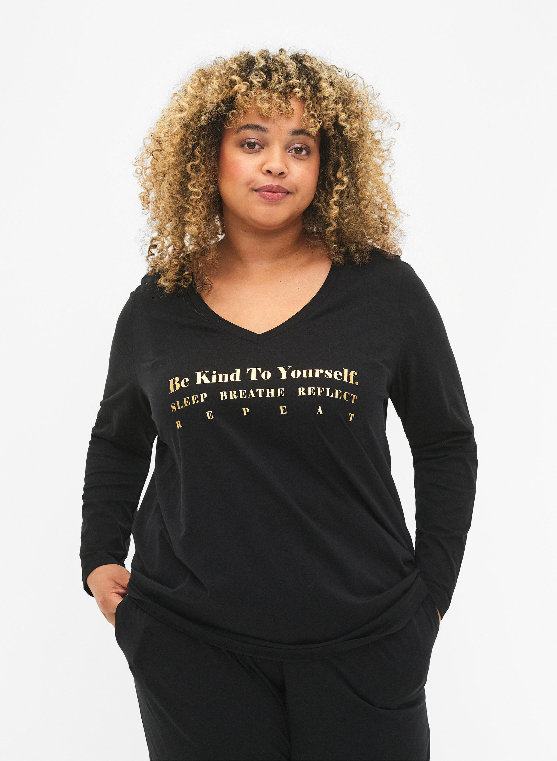 Zizzifashion Cotton nightshirt with text print, Black W. Be, Model image number 0